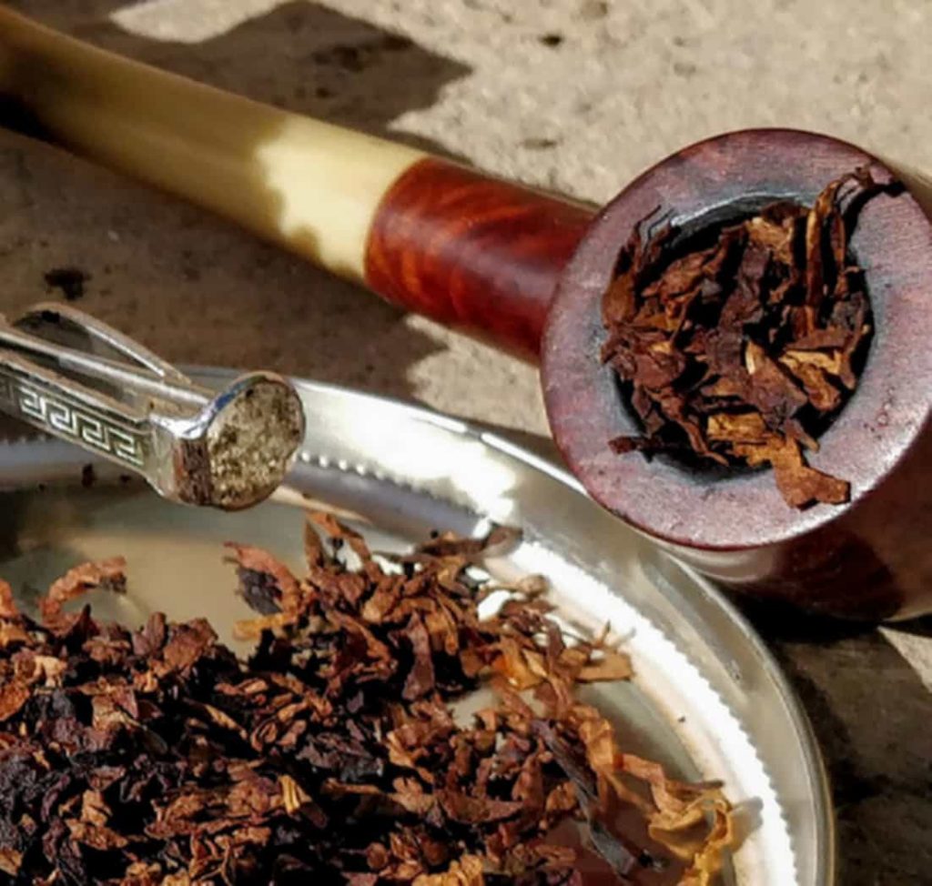 Stem tobacco ready for packing into a pipe bowl